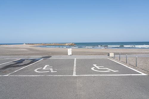 一宮海洲浴場の障害者等用駐車区画の画像