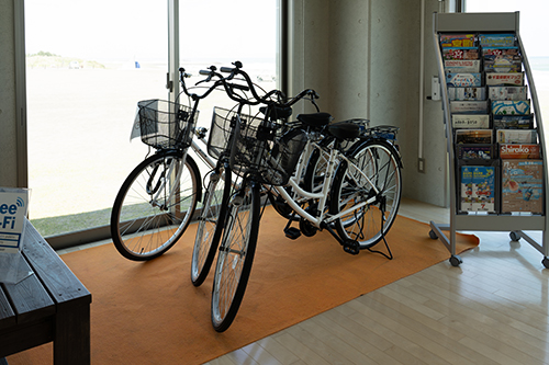 ステラ釣ヶ崎にあるレンタサイクルの自転車の画像